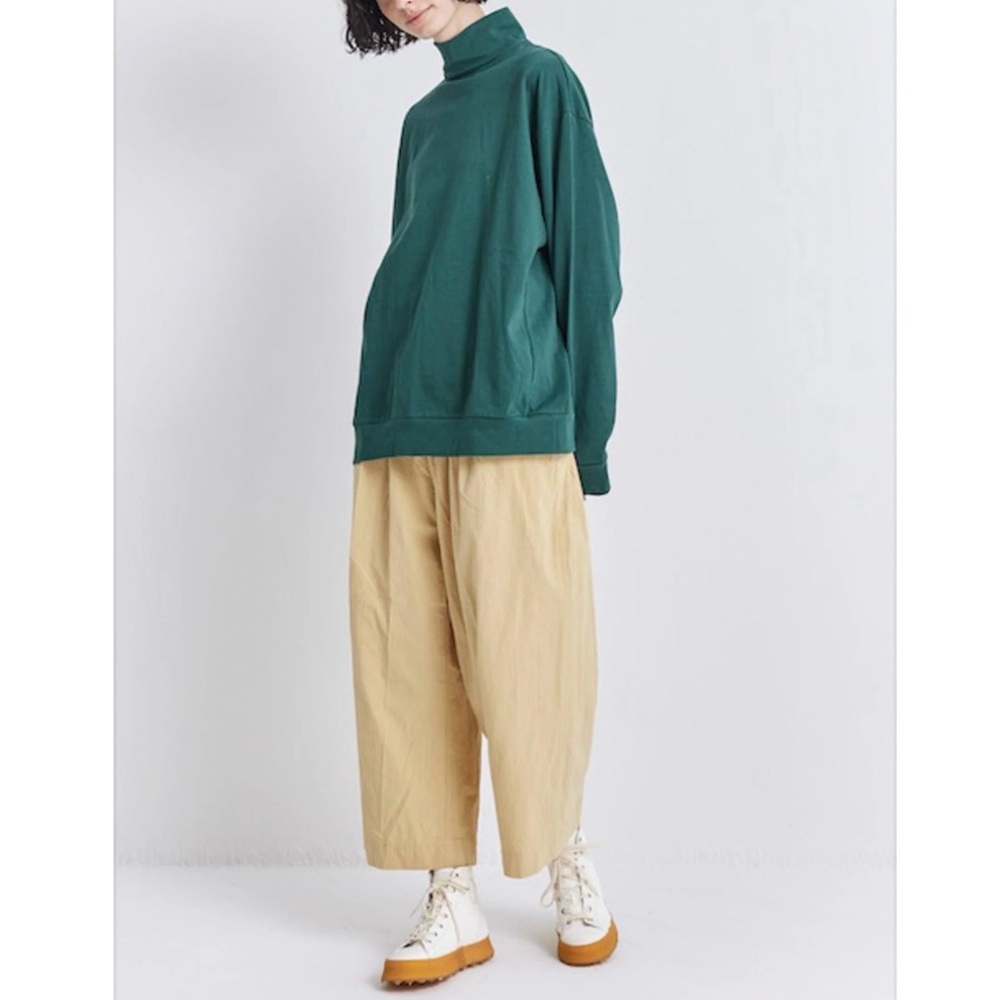 Veritecoeur made in Japan high neck long sleeve tee (green)